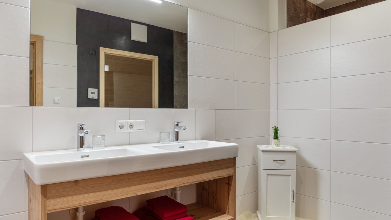 BathRoom BathRoom